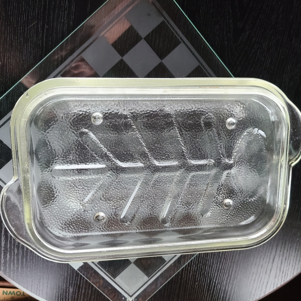 Glass Baking Dish with Lid - Picture 3 of 9